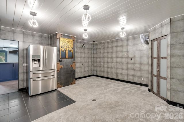 4209 Burning Tree Drive, Charlotte, NC 28277