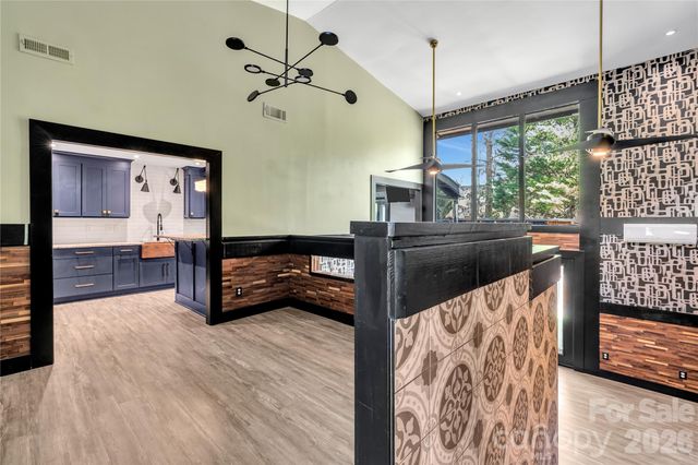 4209 Burning Tree Drive, Charlotte, NC 28277