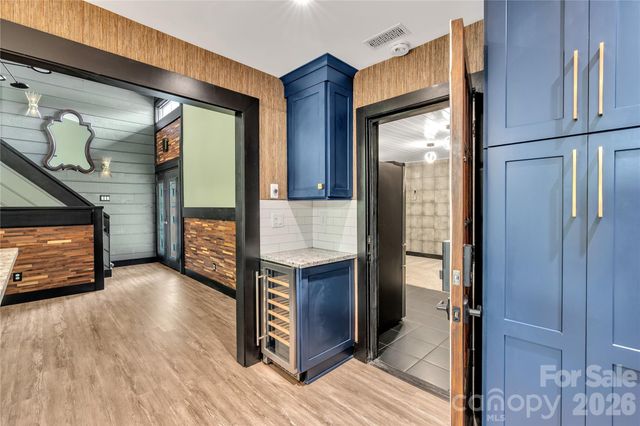 4209 Burning Tree Drive, Charlotte, NC 28277