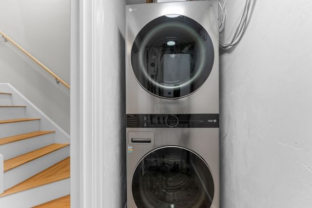 86 Cypress St 86-1, Watertown, MA 02472