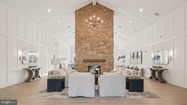 8 MORO BAY RD, Egg Harbor Township, NJ 08234