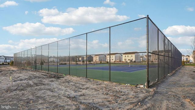 8 MORO BAY RD, Egg Harbor Township, NJ 08234