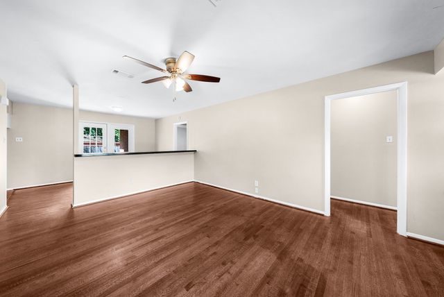 402 Vernet Street, Richardson, TX 75080