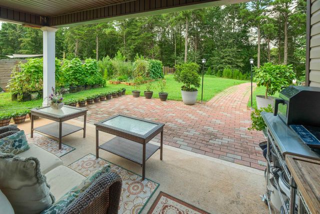 3293 Old Furnace Road, Chesnee, SC 29323