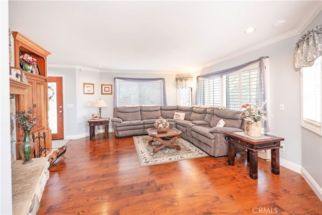 212 N Fairway Drive, Lake Arrowhead, CA 92352