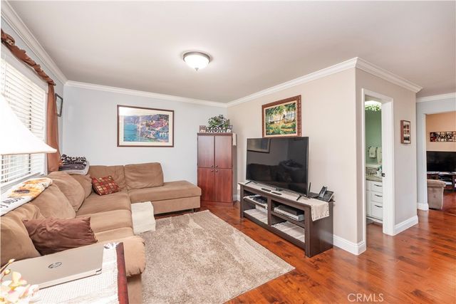 212 N Fairway Drive, Lake Arrowhead, CA 92352