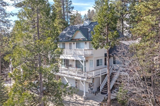 212 N Fairway Drive, Lake Arrowhead, CA 92352