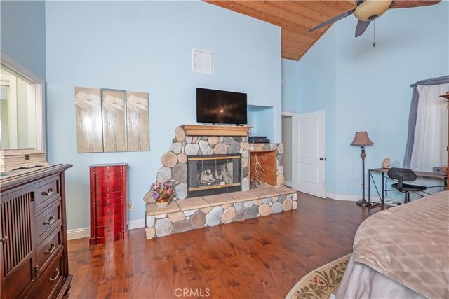 212 N Fairway Drive, Lake Arrowhead, CA 92352