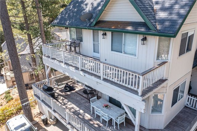 212 N Fairway Drive, Lake Arrowhead, CA 92352