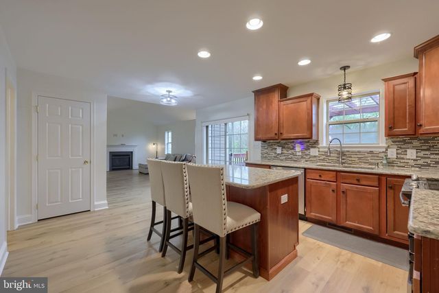 6369 BAYBERRY AVE, Manheim, PA 17545