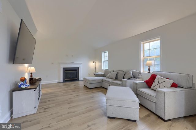 6369 BAYBERRY AVE, Manheim, PA 17545