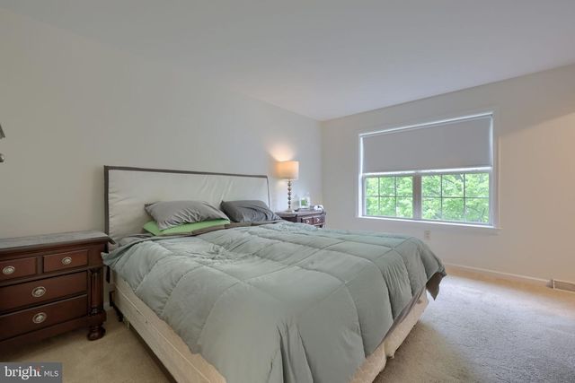 6369 BAYBERRY AVE, Manheim, PA 17545