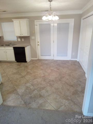 738 Ablow Drive, Matthews, NC 28105