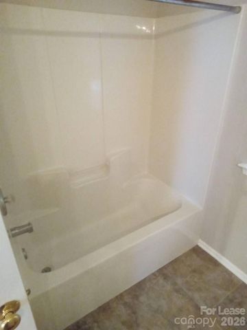 738 Ablow Drive, Matthews, NC 28105