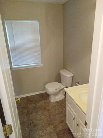 738 Ablow Drive, Matthews, NC 28105
