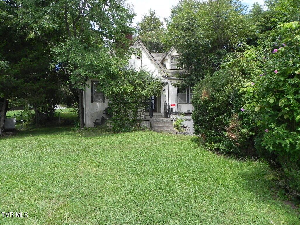 1209 West Main Street, Rogersville, TN 37857