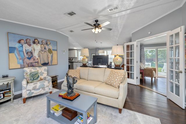 1294 Landing Road, Manning, SC 29102