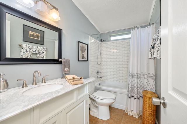 1294 Landing Road, Manning, SC 29102