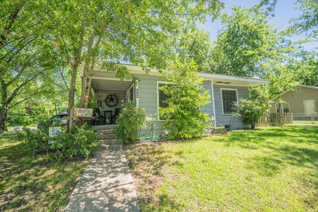 502 Davis Street S, Sulphur Springs, TX 75482
