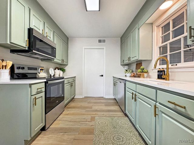 5002 10th E, Tuscaloosa, AL 35405