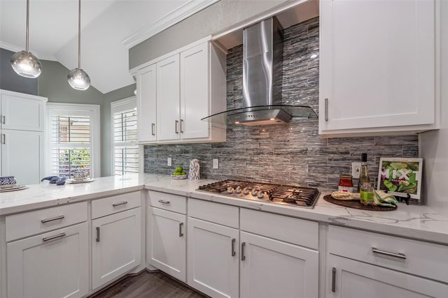 1013 Azalea Pointe, League City, TX 77573