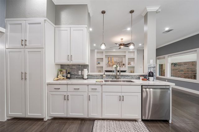 1013 Azalea Pointe, League City, TX 77573