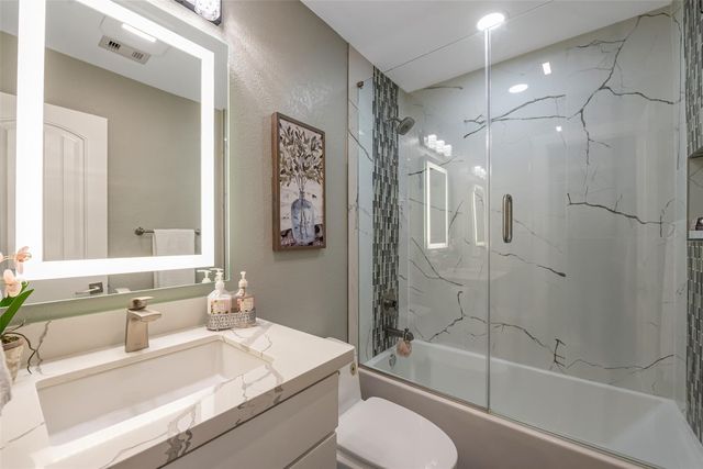 1013 Azalea Pointe, League City, TX 77573