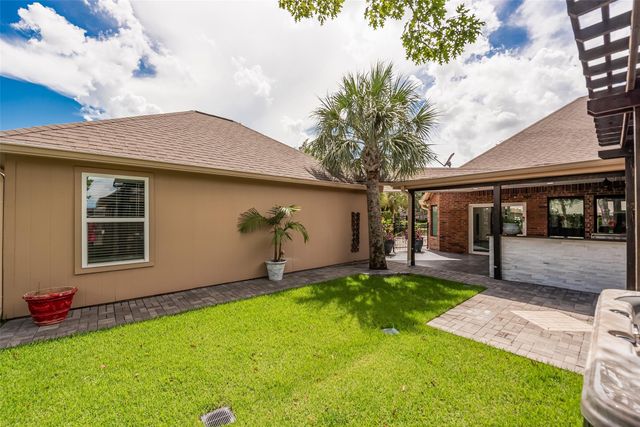 1013 Azalea Pointe, League City, TX 77573