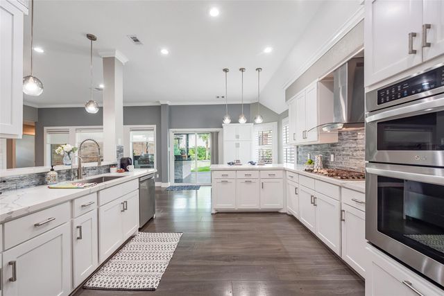 1013 Azalea Pointe, League City, TX 77573