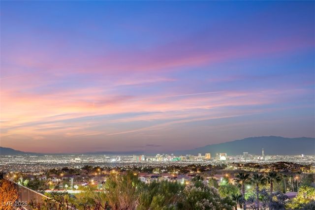 2900 Forest Grove Drive, Henderson, NV 89052