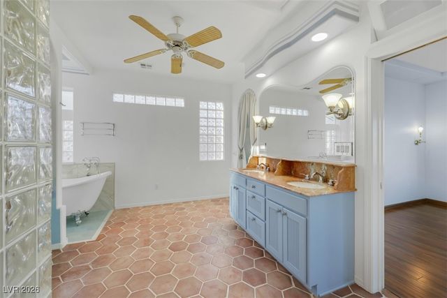 2900 Forest Grove Drive, Henderson, NV 89052