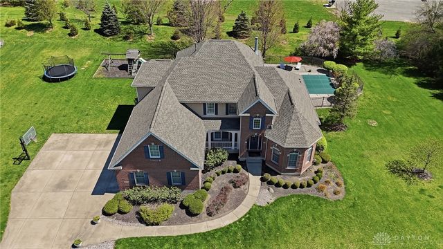 7596 Woodbridge Court, Clearcreek Twp, OH 45066