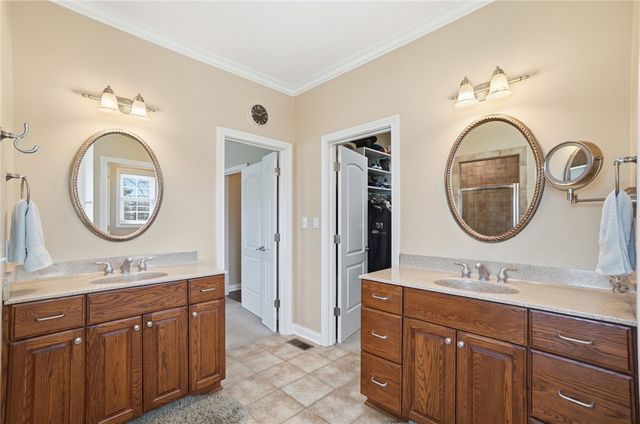 7596 Woodbridge Court, Clearcreek Twp, OH 45066