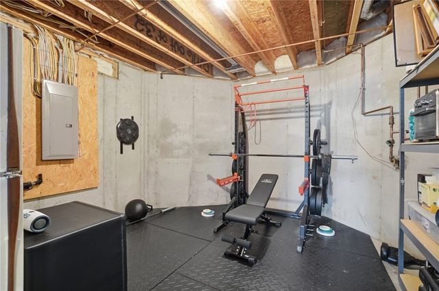 7596 Woodbridge Court, Clearcreek Twp, OH 45066