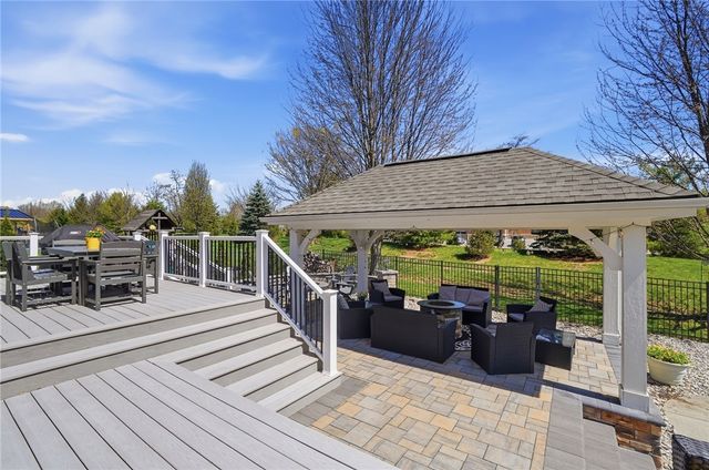 7596 Woodbridge Court, Clearcreek Twp, OH 45066