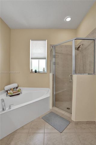 4760 Mimosa Pl 1015, Coconut Creek, FL 33073