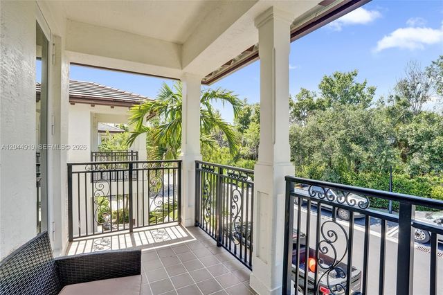 4760 Mimosa Pl 1015, Coconut Creek, FL 33073