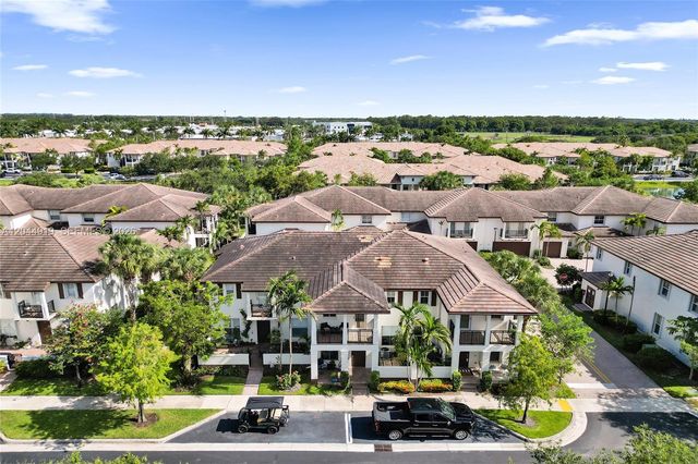 4760 Mimosa Pl 1015, Coconut Creek, FL 33073
