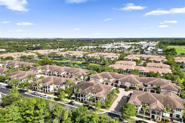 4760 Mimosa Pl 1015, Coconut Creek, FL 33073