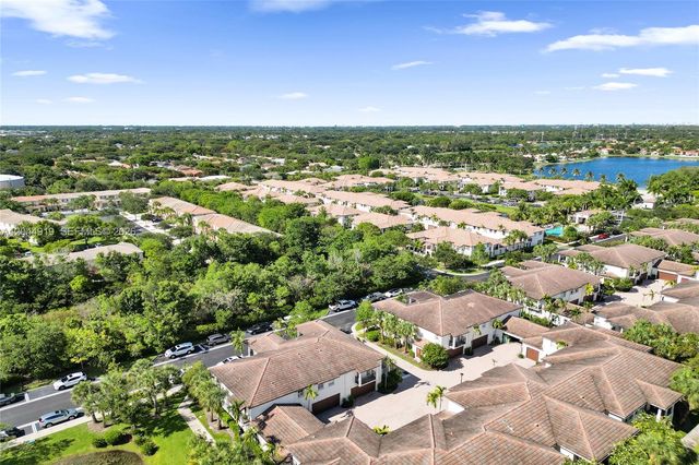 4760 Mimosa Pl 1015, Coconut Creek, FL 33073