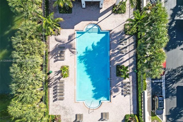 4760 Mimosa Pl 1015, Coconut Creek, FL 33073