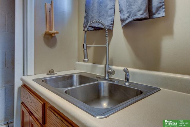 2538 N 75 Street, Omaha, NE 68134