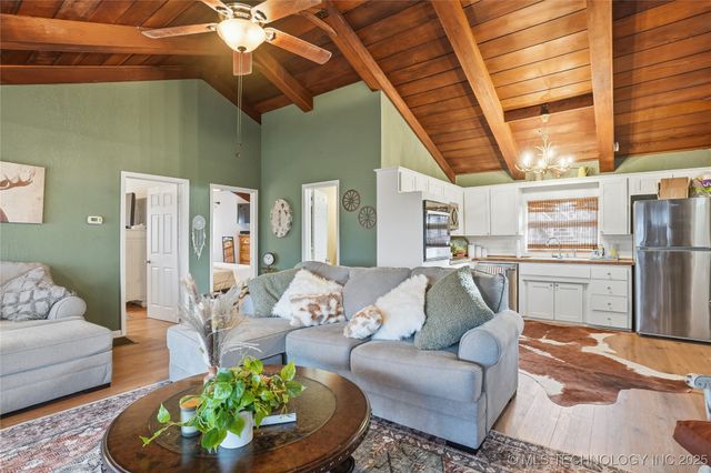 418321 E 1105 Road, Checotah, OK 74426