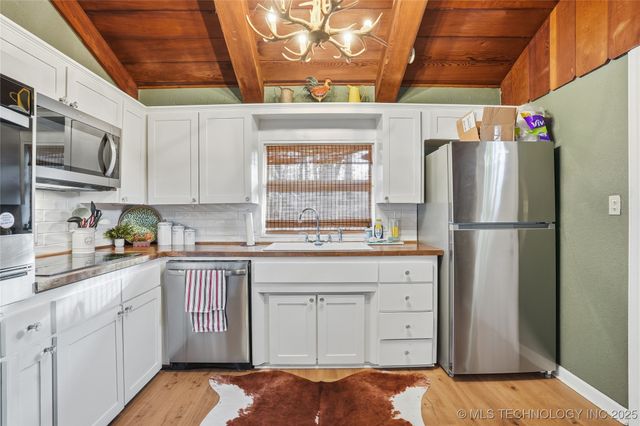 418321 E 1105 Road, Checotah, OK 74426