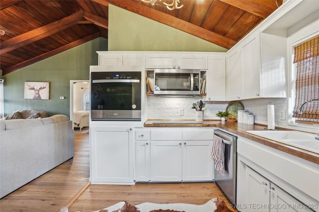 418321 E 1105 Road, Checotah, OK 74426