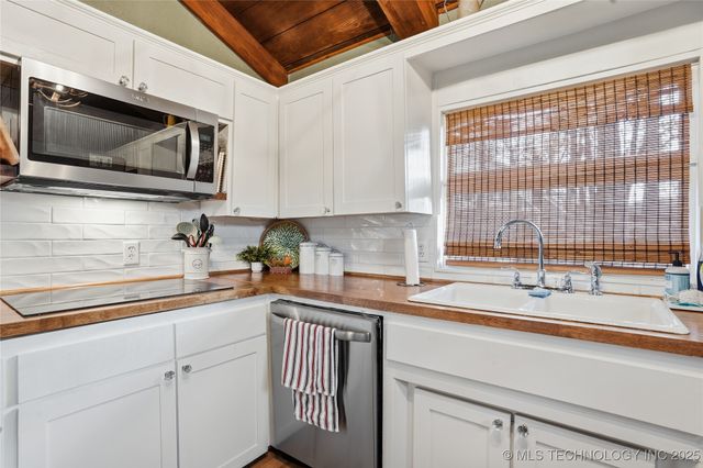 418321 E 1105 Road, Checotah, OK 74426