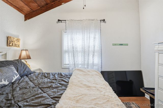 418321 E 1105 Road, Checotah, OK 74426