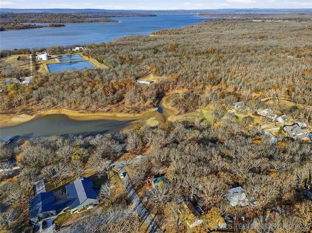 418321 E 1105 Road, Checotah, OK 74426