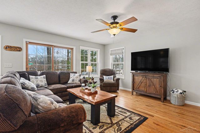 7620 Beech Street, Laird Twp, MI 48632