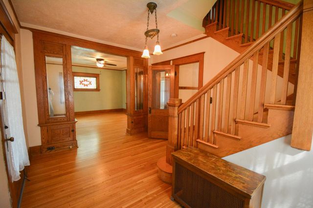 915 E Center Street, Rochester, MN 55904